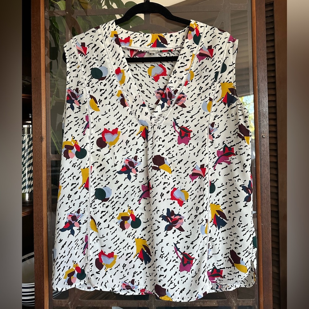 Halogen Abstract Print V-Neck Blouse